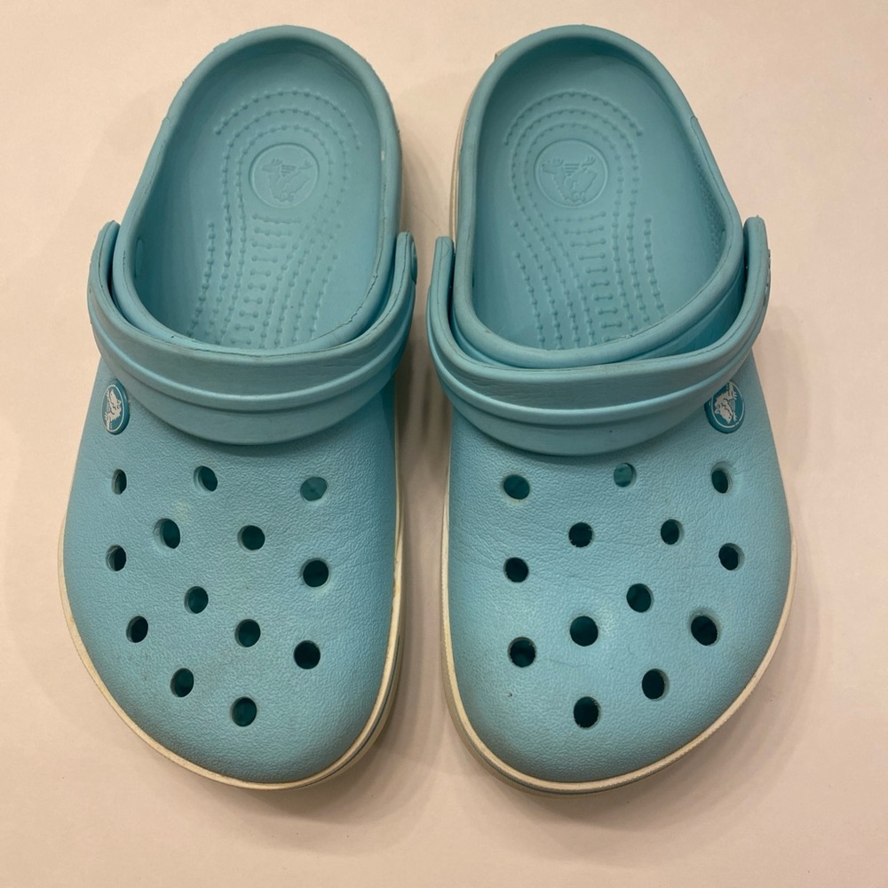 CROCS Crocband II Women's Size 6 Ice Blue White Clog Rare Color Crocs